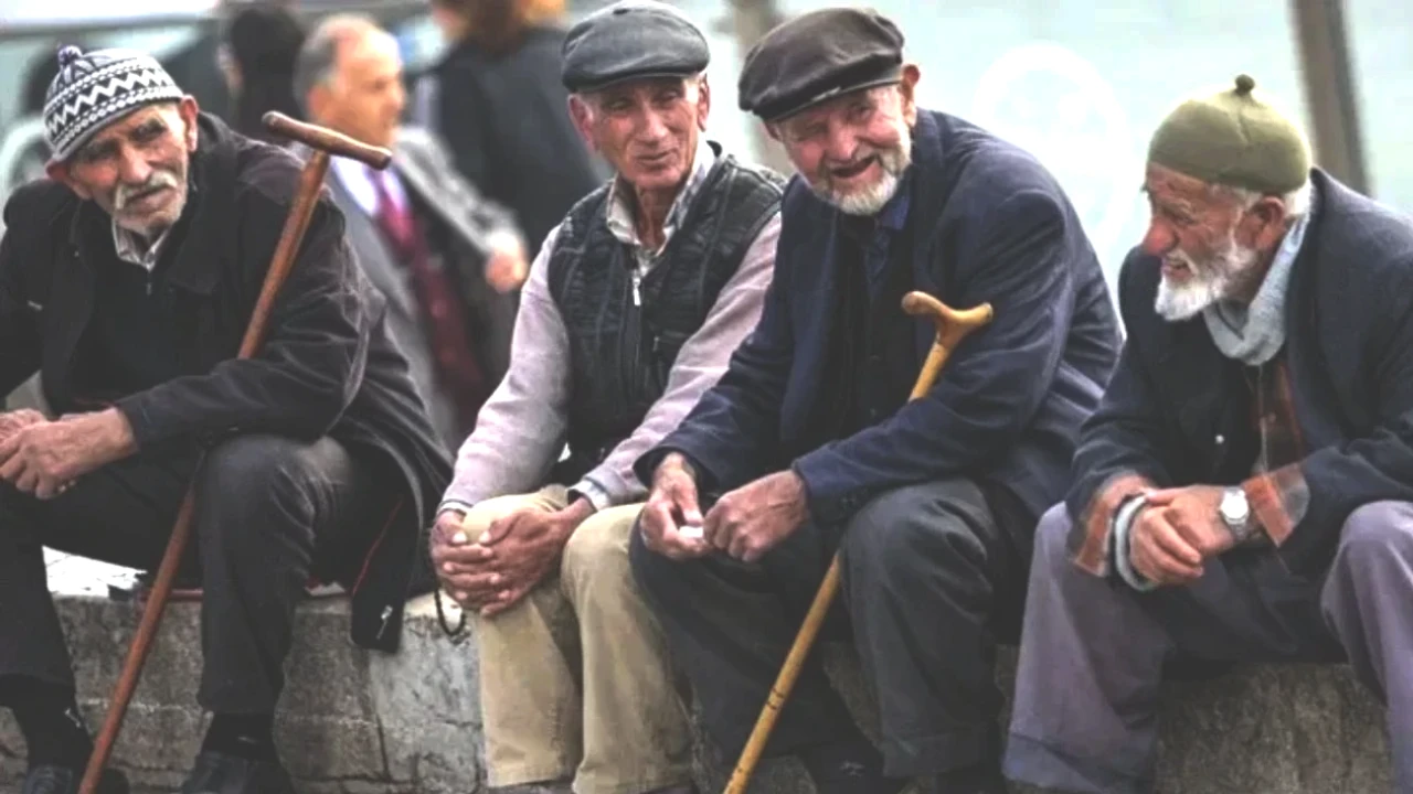 Emeklilere Müjde! Devletten Beklenen Destek Geldi!